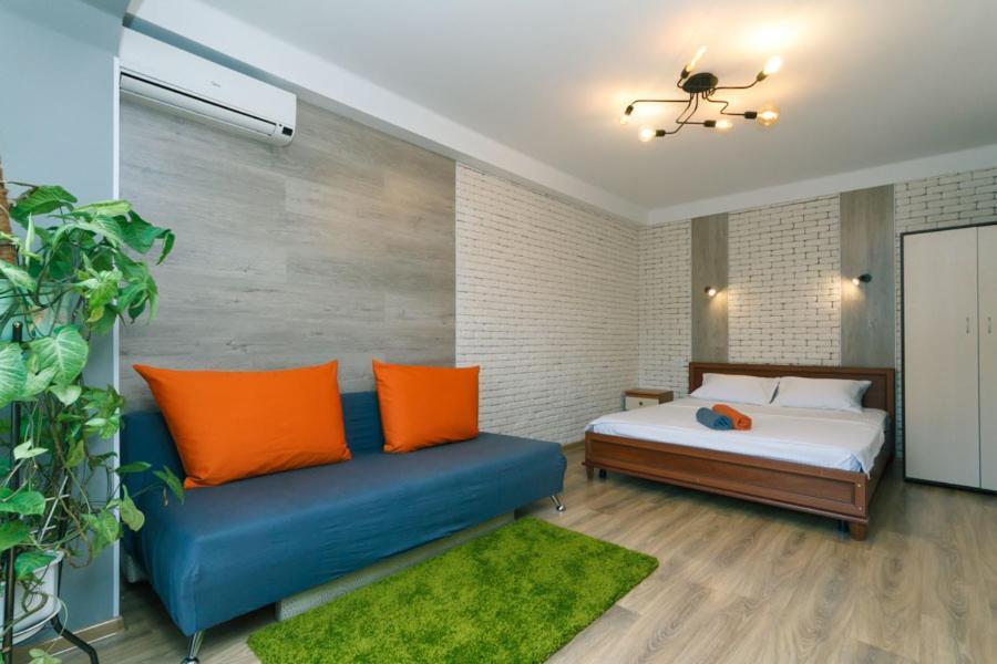 Apartment Near Dream Town Kyiv Exterior photo